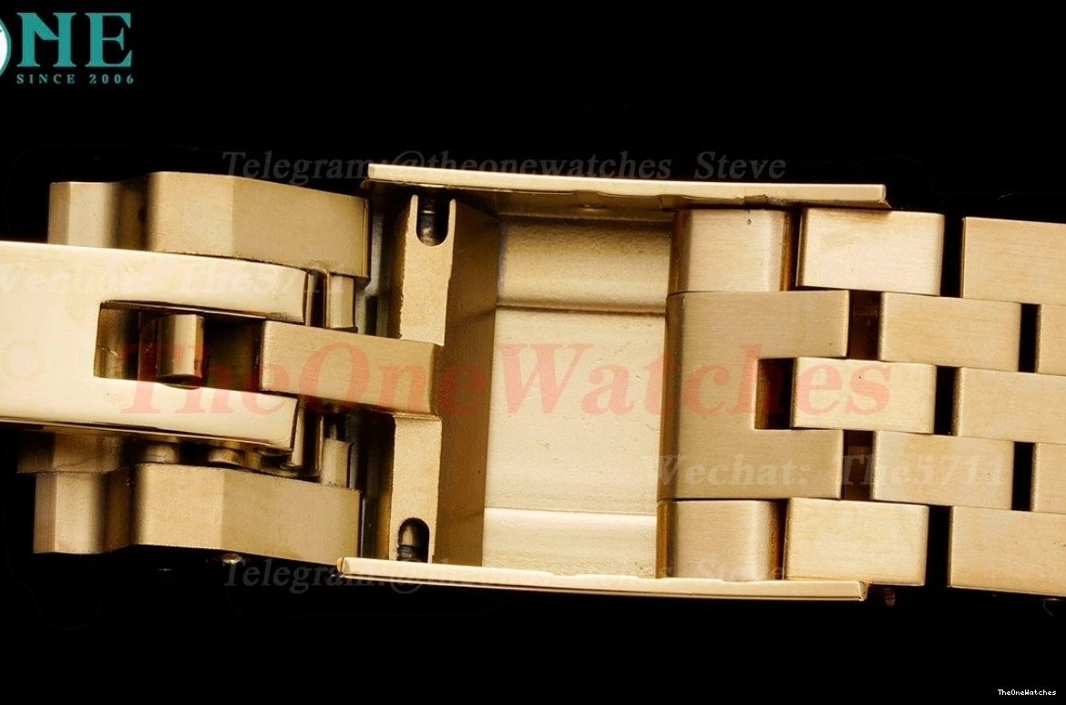 VR3285 126718 Master Jub GRNR APF Black YG YG Dial GMT II 0220